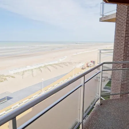 In With Terrace * Nieuwpoort